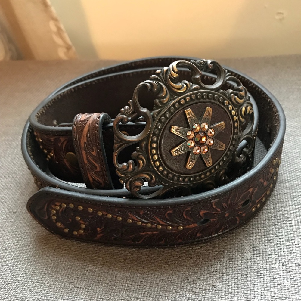 Stunning Nocona Rowel Rhinestone Belt
